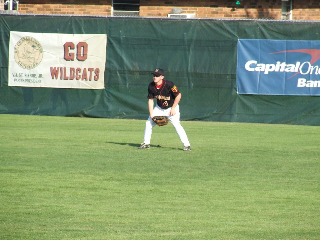 Varsity vs Destrehan 3-20-09 (75)